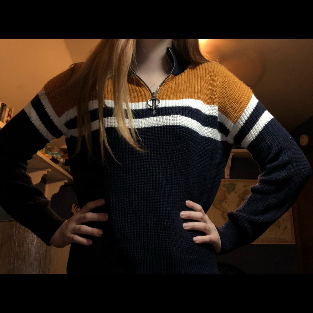 Mock-neck half-zip sweater